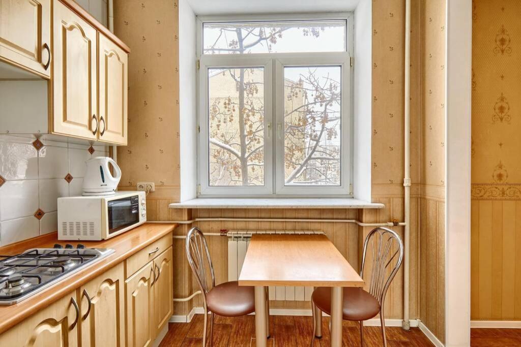 Apartment Near Bessarabsky Square 基輔 外观 照片