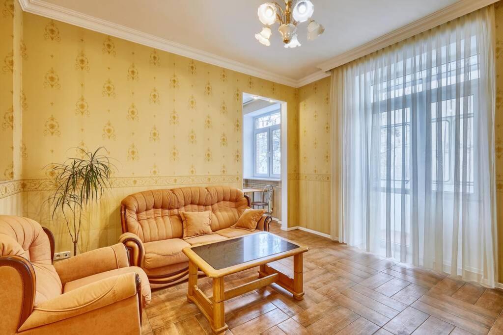 Apartment Near Bessarabsky Square 基輔 外观 照片