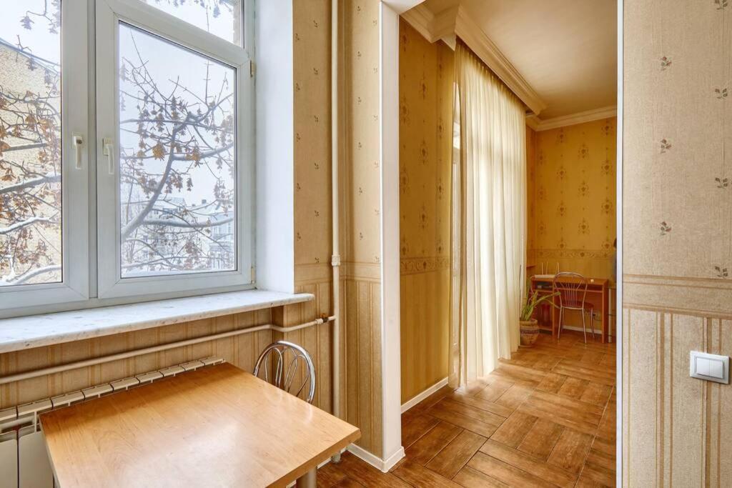 Apartment Near Bessarabsky Square 基輔 外观 照片