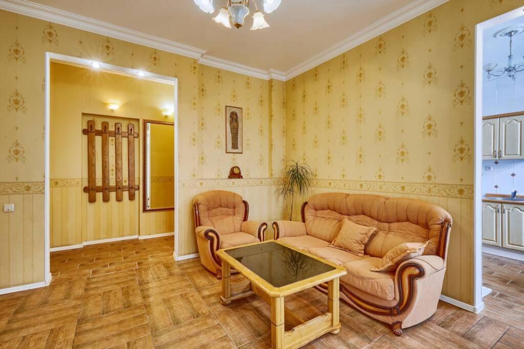 Apartment Near Bessarabsky Square 基輔 外观 照片