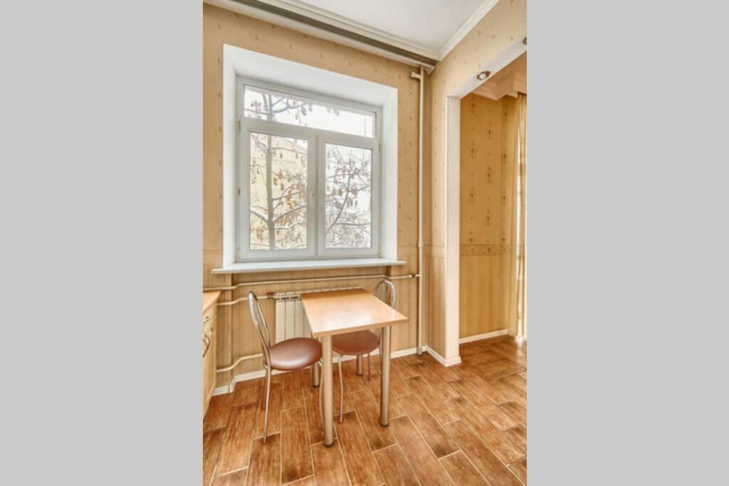 Apartment Near Bessarabsky Square 基輔 外观 照片